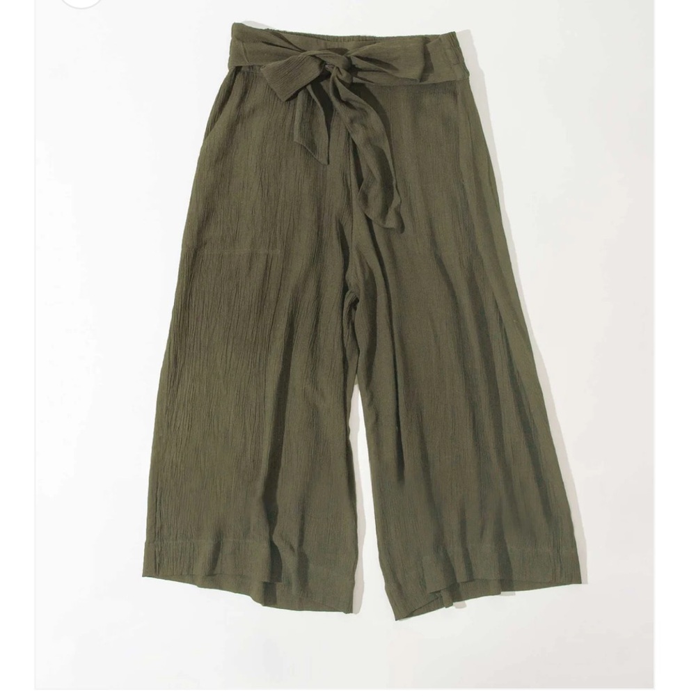 Noonday Easy Crop Trouser